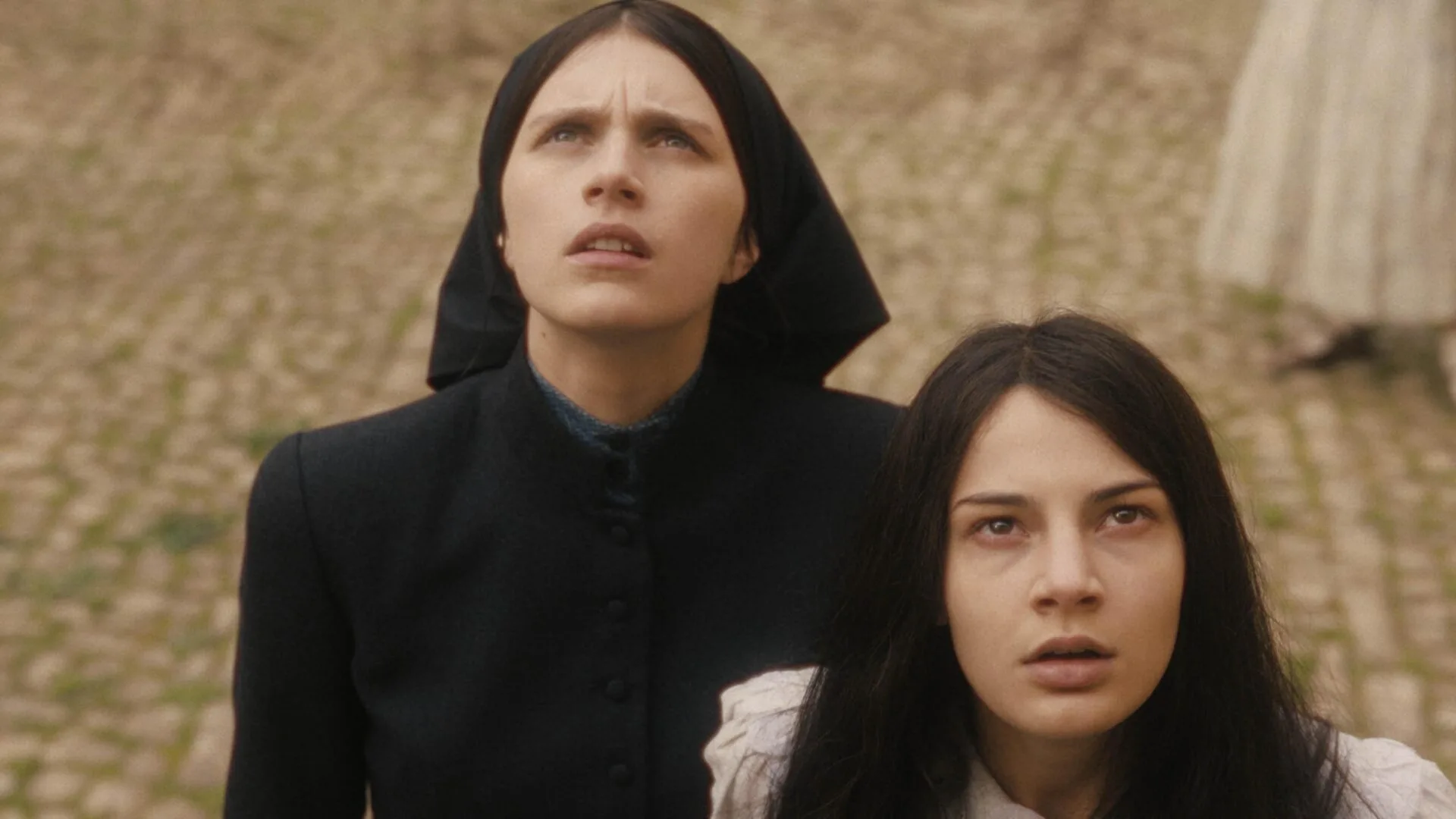 10 Spine-Chilling Horror Movies You Can’t Miss This Halloween!